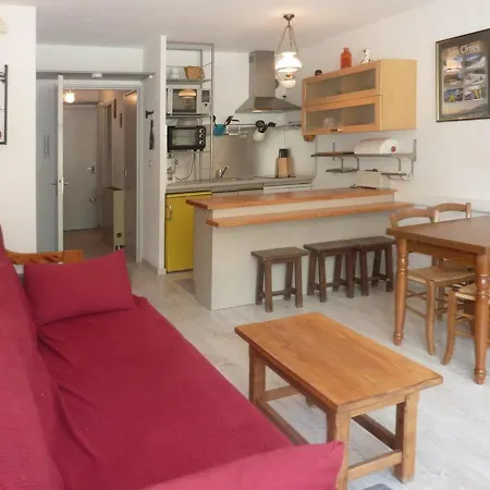 Grand Confort 4 Pers Au Centre, Proche Commerces Et Pistes - Fr-1-322-409